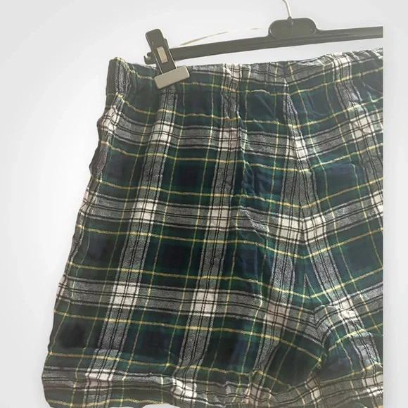 ⬇️🇨🇦👌*EUC* KNIX | XL | Green plaid flannel PJ shorts - elastic waistband - Picture 11 of 16